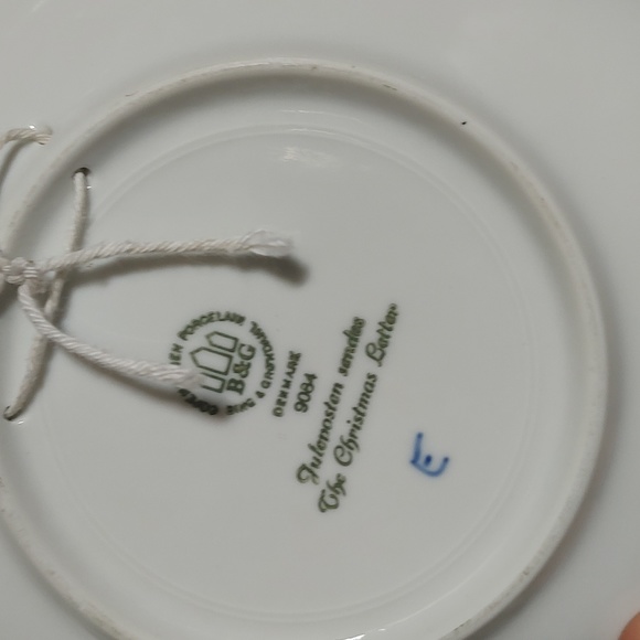 Christmas Letter - Boxed Annual Christmas Plate 1984 by BING & GRONDAHL - Picture 3 of 5